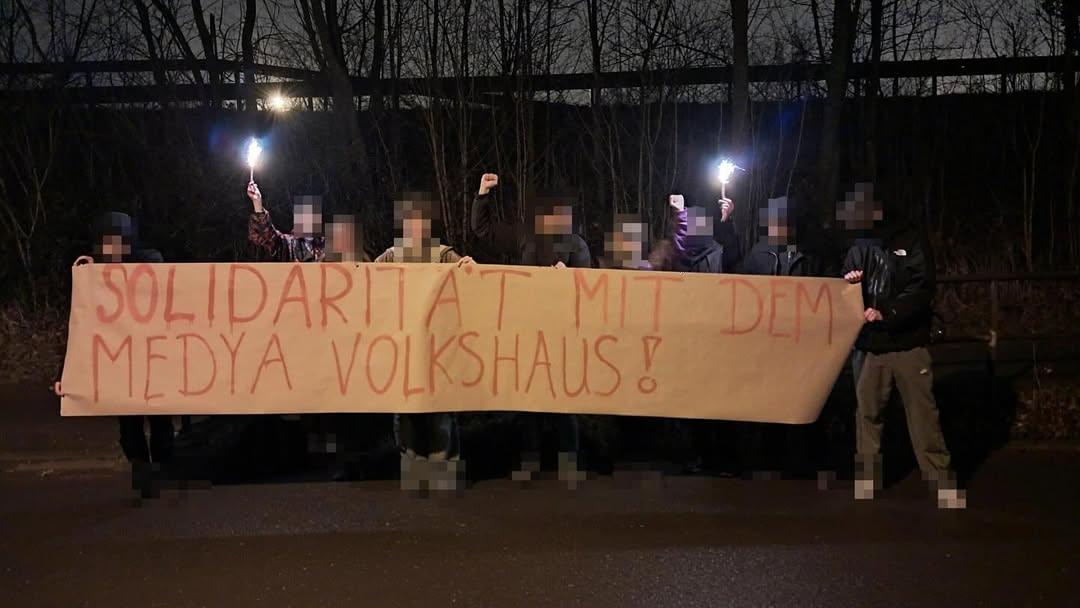 Solidarität mit dem Medya Volkshaus!